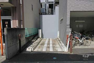 敷地内駐車場（屋外機械式）