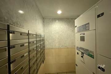 集合ポストと宅配ボックス