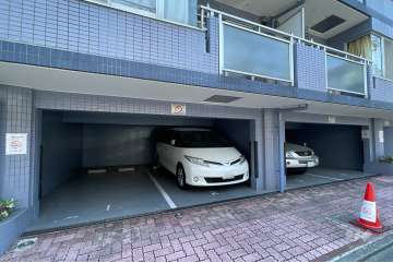 敷地内駐車場（屋内平面式）