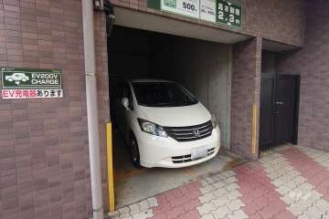 敷地内駐車場（屋内平面式）