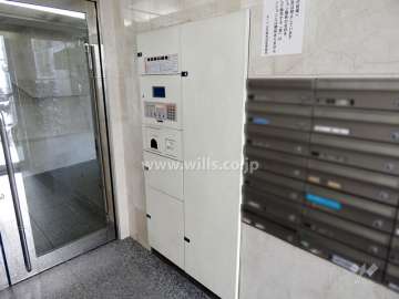 共用ポストと宅配ボックス