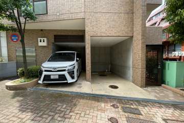 敷地内駐車場（屋内平面式）