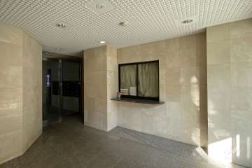 エントランスホール