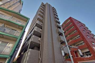 ルーブル五反田弐番館の外観（北東側から）