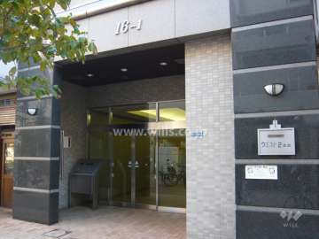 エントランス（オートロック付き）