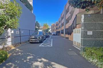 敷地内駐車場（屋外平面式）