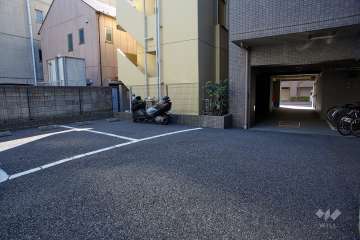 敷地内駐車場(屋外平面式)