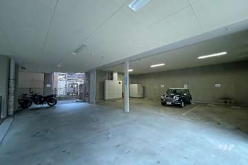 敷地内駐車場（屋内平面式）