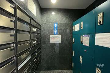 宅配ボックスと共用ポスト