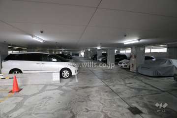 敷地内駐車場（屋内平面式）