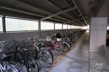 駐輪場（屋内）