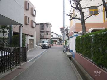 周辺の街並み