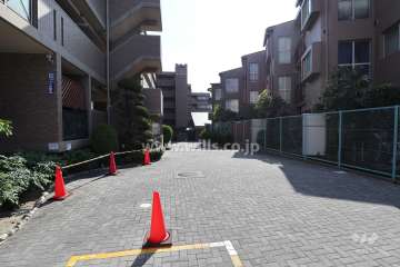 エントランスアプローチ