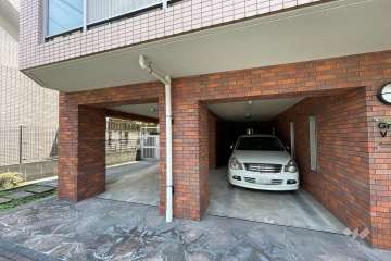 敷地内駐車場（屋内平面式）