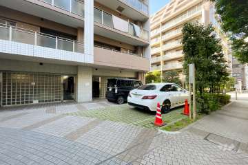 敷地内駐車場（屋外平面式）