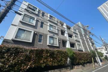 カーサフェリス武蔵小山2の外観（東側から）