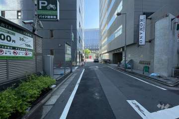 敷地南東側の前面道路　