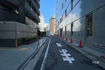 敷地北東側の前面道路　