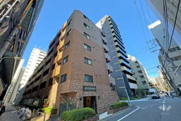 トーシンフェニックス五反田の外観（南東側から）