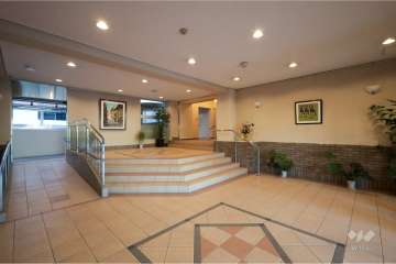 エントランスホール