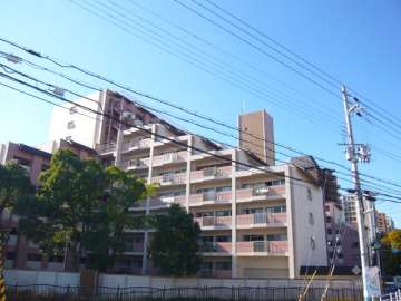 コープ野村宝塚の外観（北東側から）