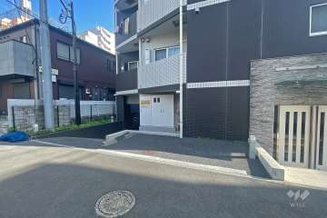 敷地内駐車場（屋外平面式）