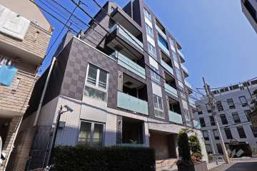 プレミスト不動前の外観（南西側から）