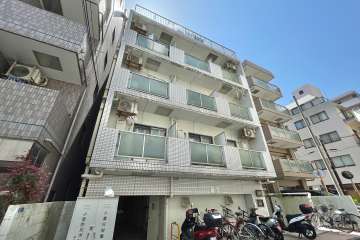 トップ大森№１の外観（北東側から）