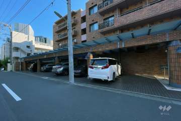 敷地内駐車場（屋外平面式）