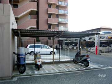 バイク置き場