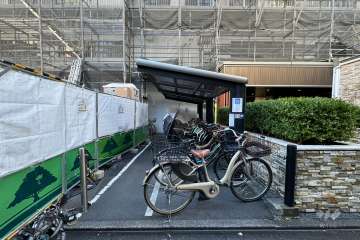 駐輪場（屋根付き）