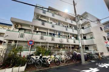 駐輪場・バイク置場の外観（北西側から）