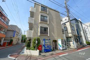 ベルサイユ目黒の外観（北東側から）