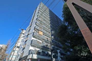 マンション五反田の外観（南西側から）