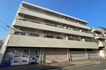 ライオンズマンション東大井の外観（南西側から）