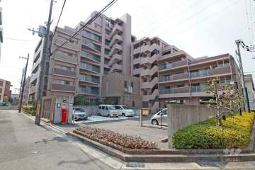 コージースクエア武庫之荘の外観（北東側から）
