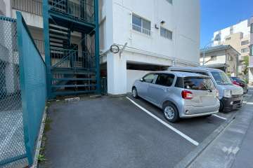 敷地内駐車場（屋外平面式）