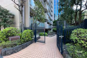 敷地の出入り口