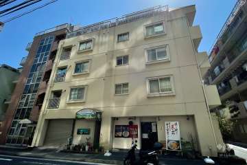 大森ロイヤルハイツの外観（北側から）