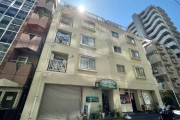 大森ロイヤルハイツの外観（北東側から）