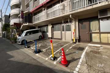 敷地内駐車場（屋外平面式）