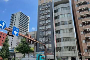 朝日目黒ビジネスマンションの外観（西側から）