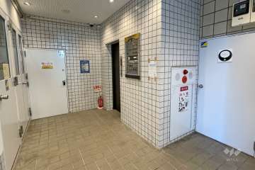 エントランスホール　