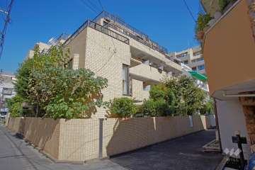 メゾン・ド・パナシェの外観（南西側から）