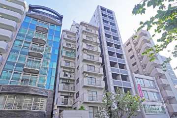 キャッスルマンション大森B号館の外観（東側から）　