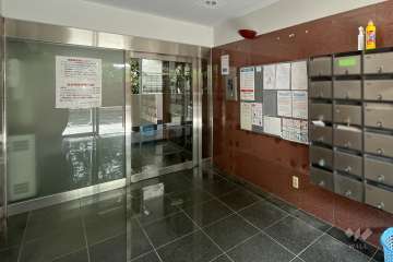 エントランスホール