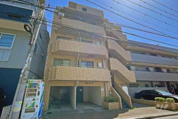 ルーブル大井町の外観（北東側から）