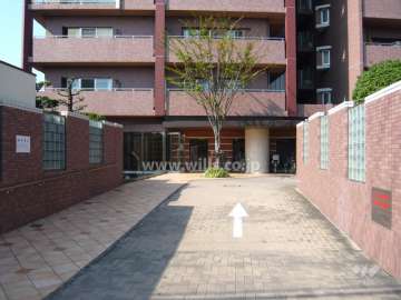 エントランスアプローチ