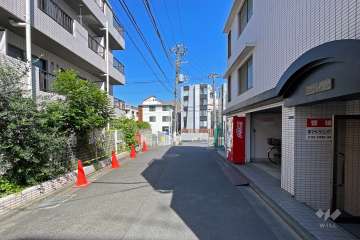 敷地北東側洗面道路（北西側から）