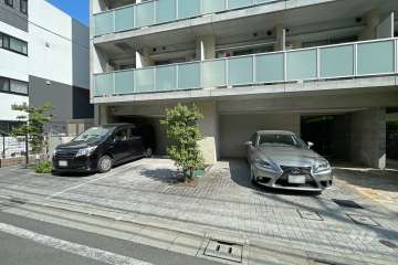 敷地内駐車場（屋外平面式）